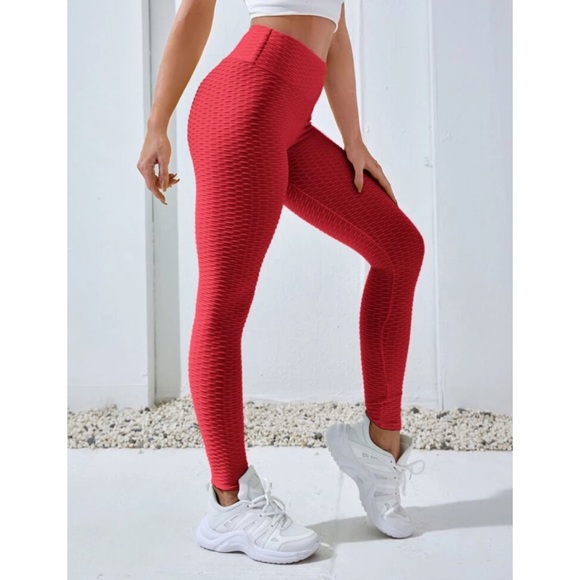 TikTok Butt Leggings Red Small - Picture 10 of 10